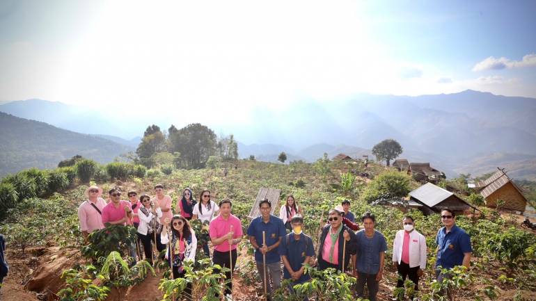 ออมสิน จับมือมูลนิธิแม่ฟ้าหลวงฯ เปิดโครงการพัฒนา “Holistic Area Based” ตั้งเป้า 5 หมู่บ้านยอดดอยเปียงซ้อ จ.น่าน